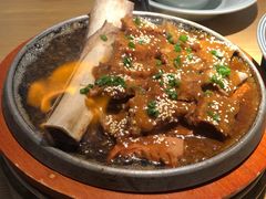 招牌田园火焰牛肋骨-蜜桃餐厅·伴山(绿宝广场店)