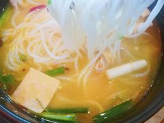 -桥香园过桥米线(国贸店)