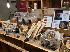 -佐敦面包铺·JORDAN BAKERY