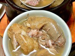 -荣基四海一家·家常菜·海鲜大排档(新安店)