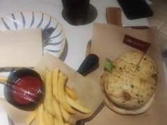 -必胜客(沈辽路万达店)