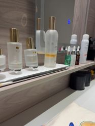 -佳颜轻医美·美学抗衰中心