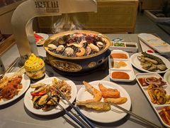-山焱·炭火自助烤肉(周浦万达店)