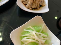 炝拌双色芦笋-北京云瑧金陵莲花酒店·莲·川小馆