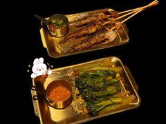 -何师烧烤Pro ·江湖川菜·小龙虾·精酿啤酒(太古里旗舰店)