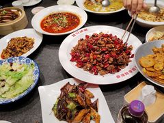 -茅庐川菜(威高广场店)