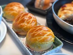 酥皮水牛奶菠萝包-陶陶居酒家(海岸城店)