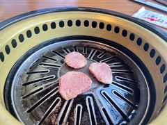 -炼火烤肉店
