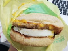 -麦当劳(展览路店)