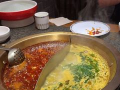 -小天鹅火锅·一线江景洪鼎旗舰店(洪崖洞店)