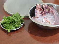 -姚记抚仙湖石锅鱼庄