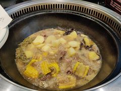 -东北人家铁锅炖(水岸帝景店)