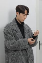 -一家只做男发烫染的店