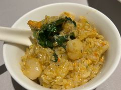 三虾蟹黄捞饭-屋里厢上海菜馆