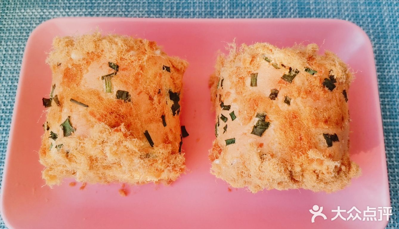 香葱肉松蛋糕卷