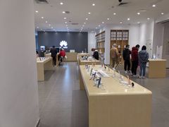 -华为授权体验店(中山公园来福士)