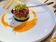 牛肉塔塔配牛油果黑橄榄酱-Solo(衡山路店)