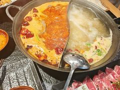 -鹿鸣山草本茶香火锅(园西路店)