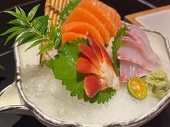 -山川小町·极番烧肉(新地假日广场店)