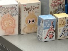 -泡泡玛特POPMART(国金街店)
