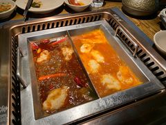 -老牌坊云南鱼豆花火锅(哈西万达店)