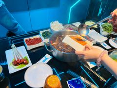 -唯爱KTV聚会餐厅(仙林东城汇店)