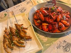 -巴厘龙虾·榜首油焖大虾(音乐学院·沿江酒馆店)