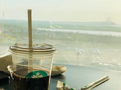 -星巴克(青岛火车北站候车大厅店)