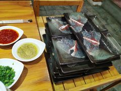 -风情丽江斑鱼火锅(孙家沟西南路80号店)