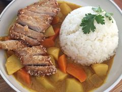 咖喱猪排饭-About Bistro關於·泰式家庭料理