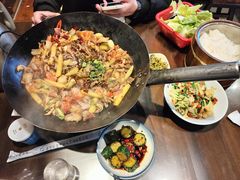 -富正毅三下锅·湘西韵味(天门山索道店)
