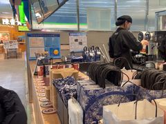 -霸王茶姬(上海静安大悦城店)