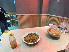 餐具摆设-家味螺蛳粉&烤鱼(安远路店)