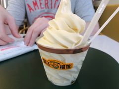 -猫王榴莲世家(三里屯SOHO商场店)