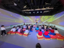 -小鸡哆哆故事屋·儿童乐园(嘉里城店)