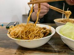 回锅肉拌面-张记老成都杂酱面红油水饺(南虹雅园店)
