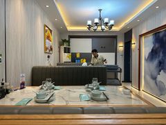 -新天明砂锅鱼头煲