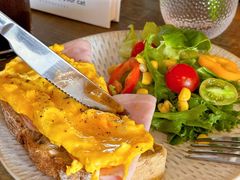 火腿芝士蛋吐司-ommo cafe(半岛城邦店)