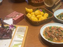 -老滇山寨•云南特色菜•地方菜•民族风情歌舞表演(金碧店)