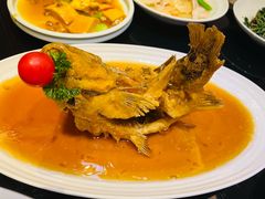 -闫府私房菜·百年鲁菜(恒隆店)