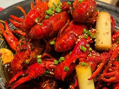 -肥肥虾庄·金牌油焖大虾(杨园滨江时代walk店)