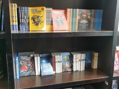 -钟书阁(松江泰晤士小镇店)