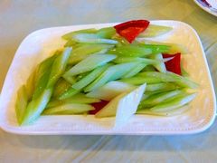 西芹百合-全聚德烤鸭店(准噶尔路店)