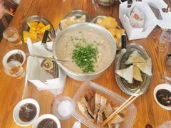-洲心明记烧肉大粥(总店)