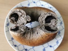 黑芝麻贝果-初一·BAKERY