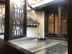 -猫的天空之城概念书店(杭州南宋御街店)