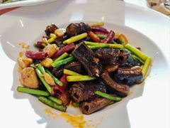 -白金汉爵大酒店-24小时餐厅