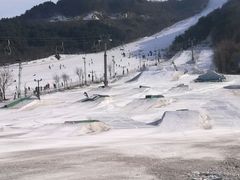 -辽阳弓长岭温泉滑雪场