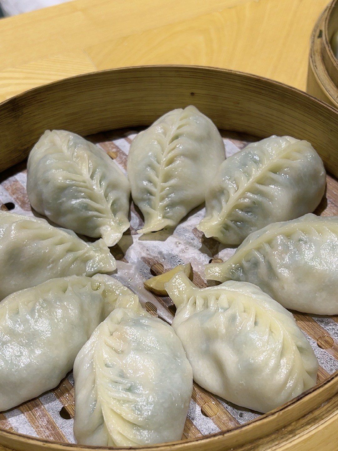 因为烫面包子来的这家店,果然没白来,被惊