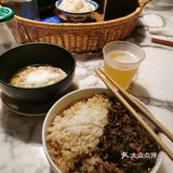 下饭的肉饼子蒸蛋！